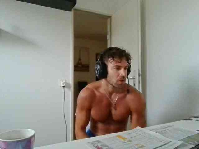 alphah-hunk