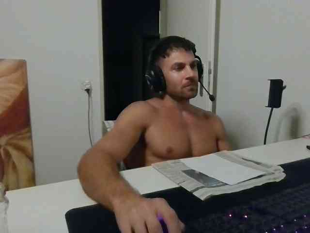 alphah-hunk