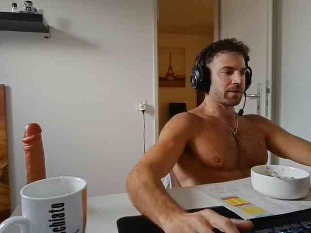 alphah-hunk