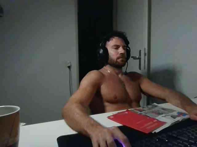 alphah-hunk