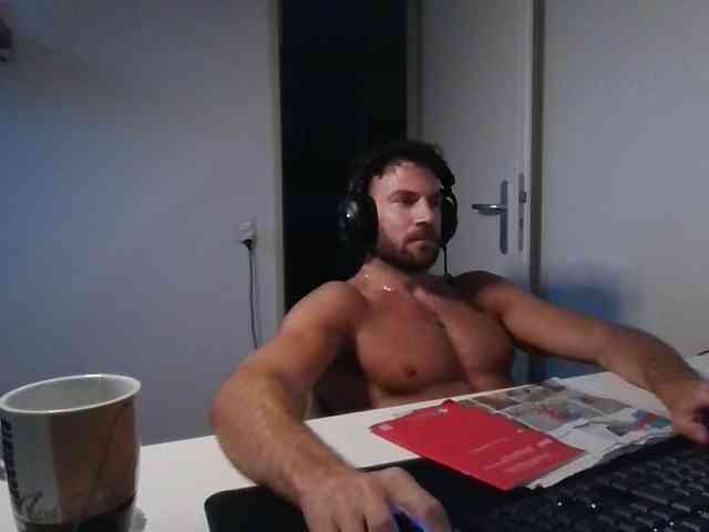 alphah-hunk