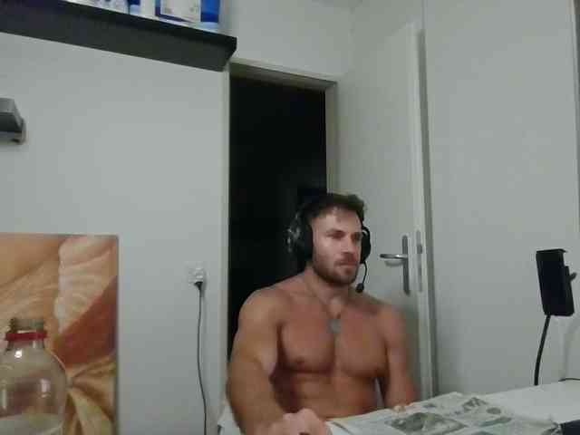 alphah-hunk