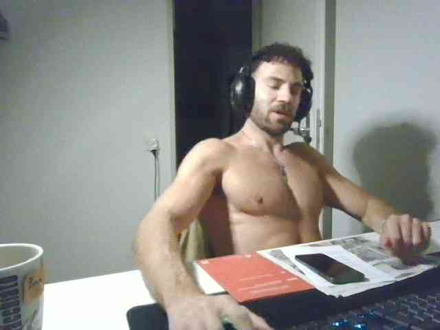 alphah-hunk