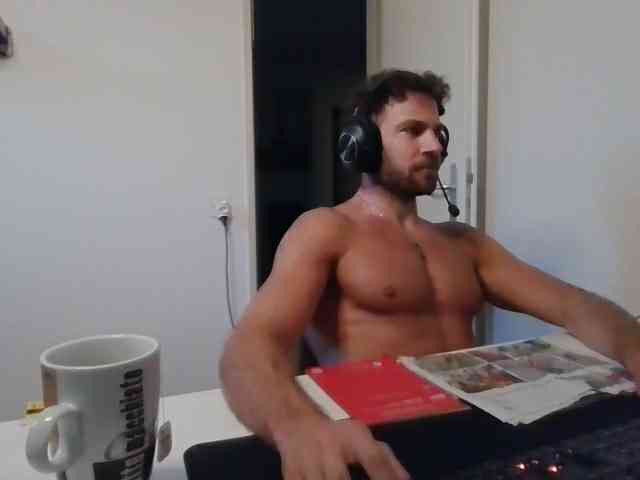 alphah-hunk