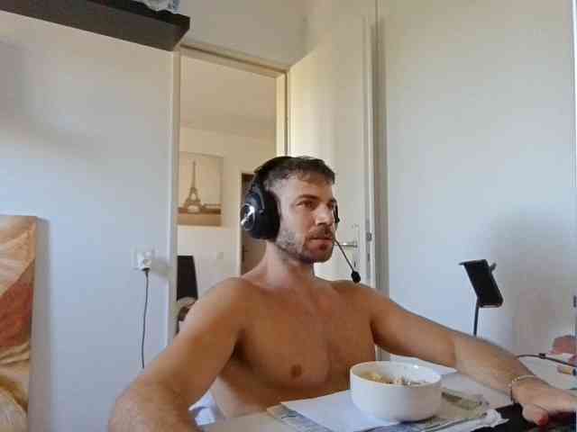 alphah-hunk