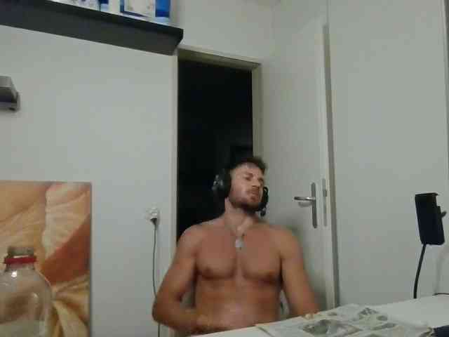 alphah-hunk