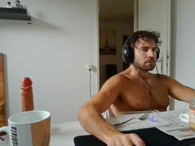 alphah-hunk alphah-hunk