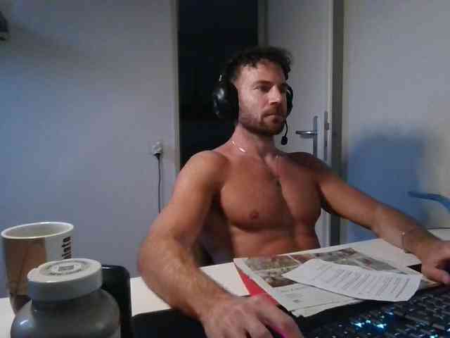alphah-hunk