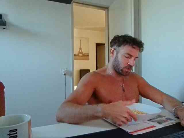 alphah-hunk