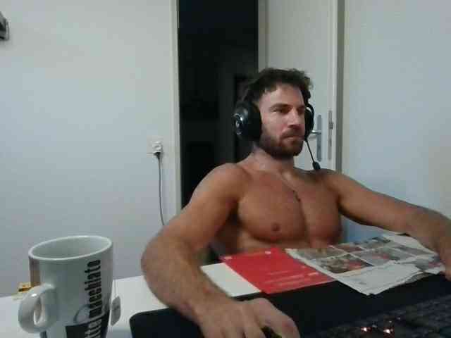 alphah-hunk