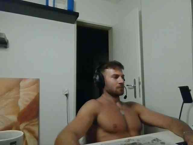 alphah-hunk