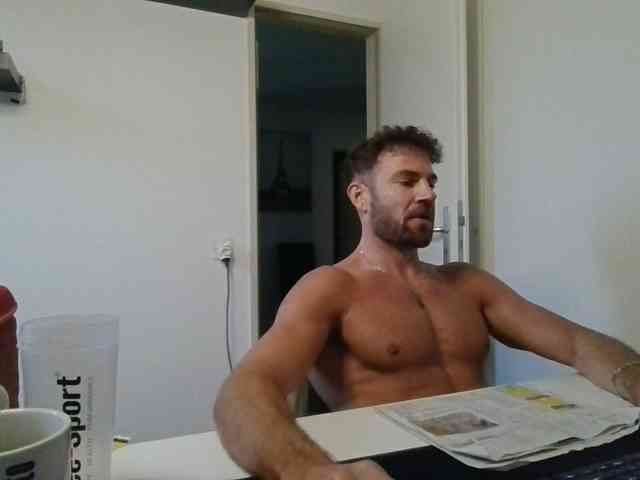 alphah-hunk alphah-hunk
