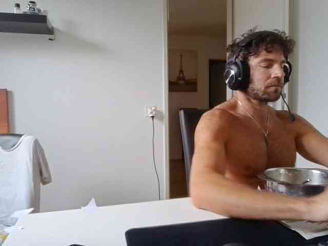 alphah-hunk