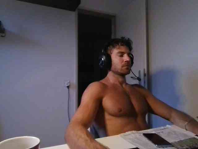 alphah-hunk