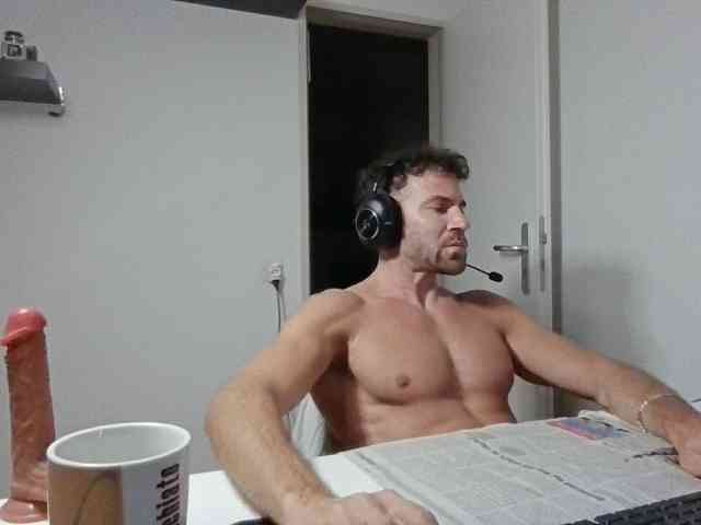 alphah-hunk alphah-hunk