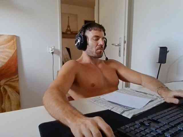 alphah-hunk
