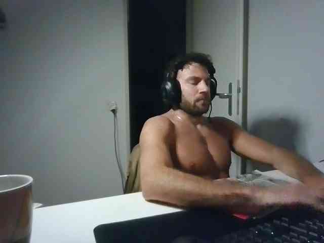 alphah-hunk