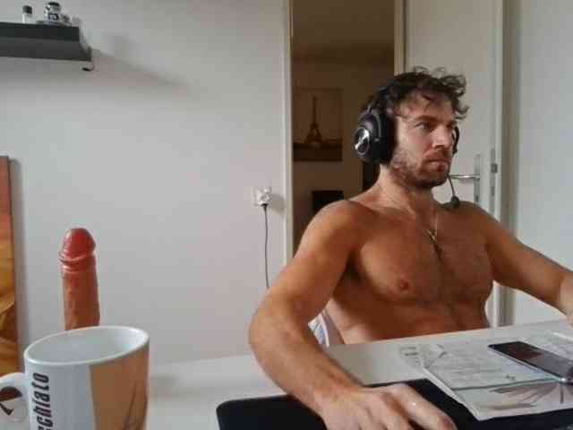 alphah-hunk