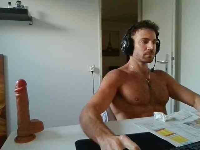 alphah-hunk