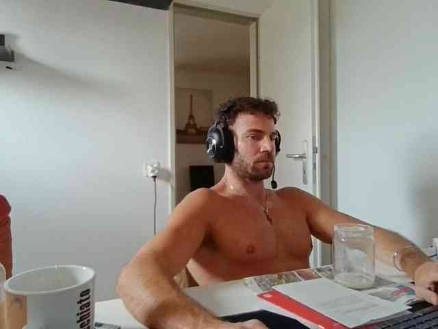 alphah-hunk