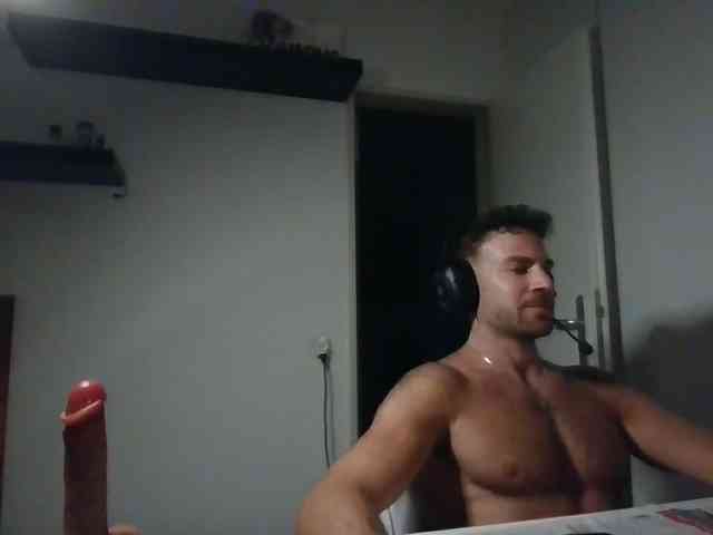 alphah-hunk
