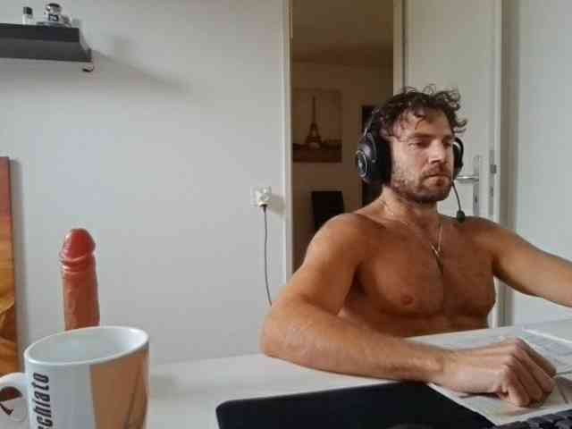 alphah-hunk
