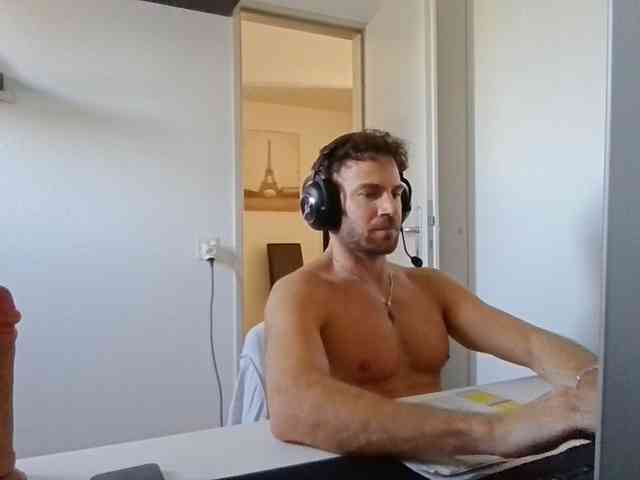 alphah-hunk