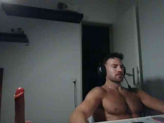 alphah-hunk