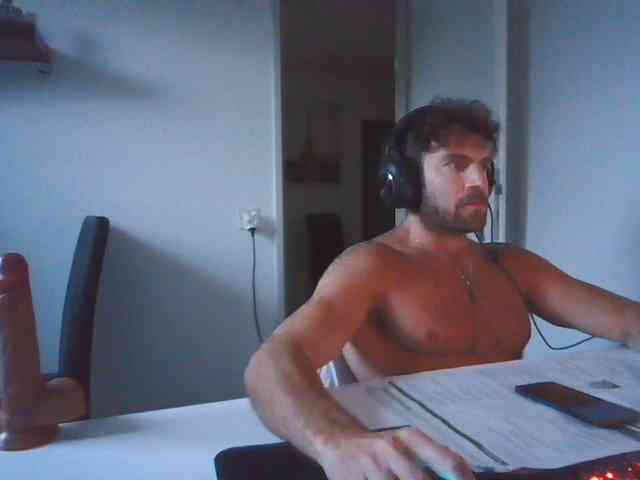 alphah-hunk