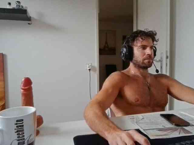 alphah-hunk
