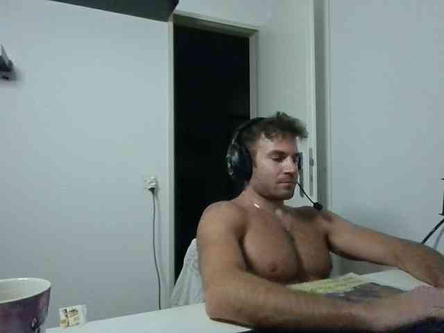 alphah-hunk