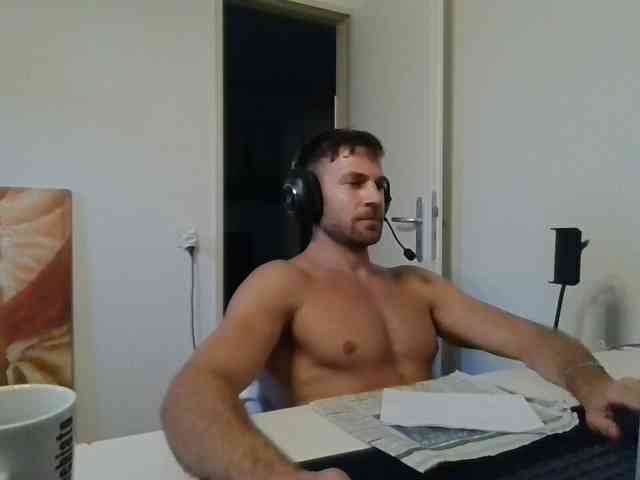 alphah-hunk alphah-hunk