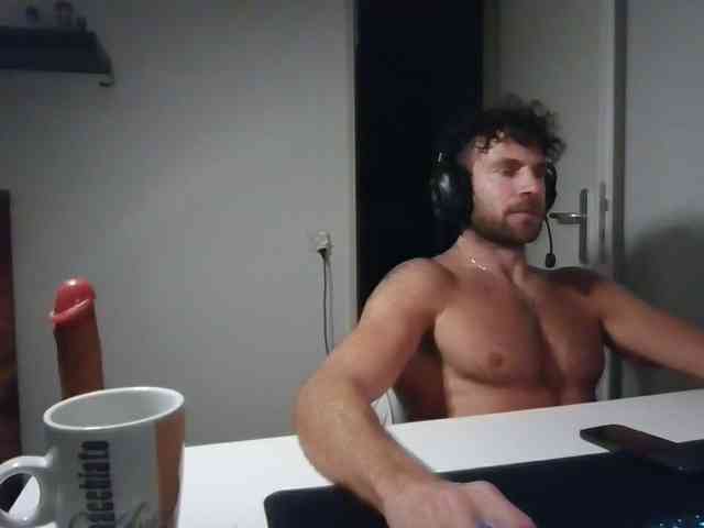 alphah-hunk