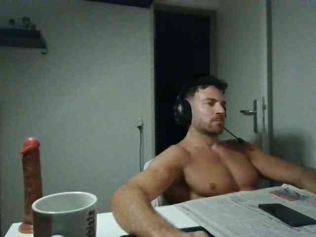 alphah-hunk alphah-hunk
