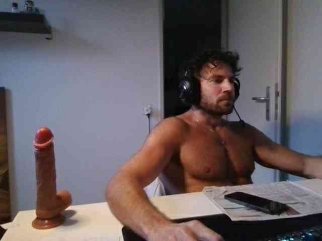 alphah-hunk alphah-hunk