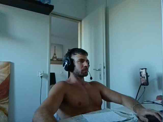 alphah-hunk