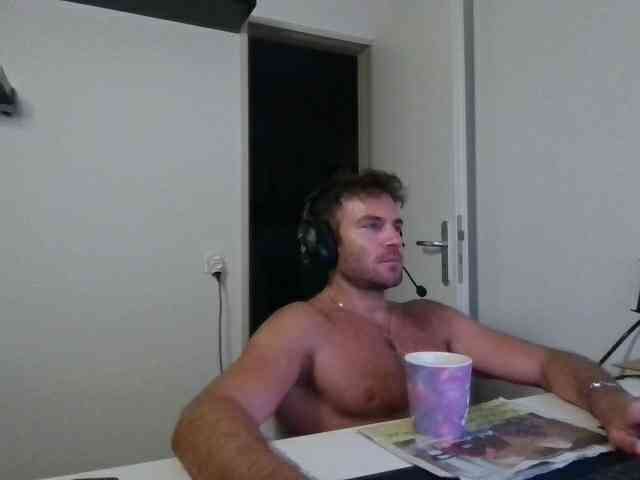 alphah-hunk