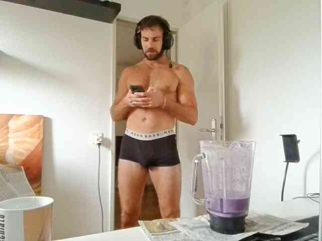 alphah-hunk