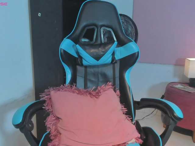MariaFoxx live cam on BongaCams