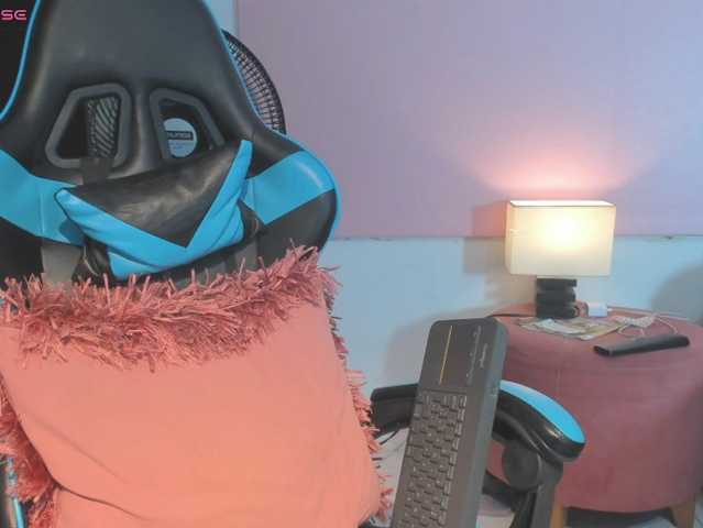 MariaFoxx live cam on BongaCams