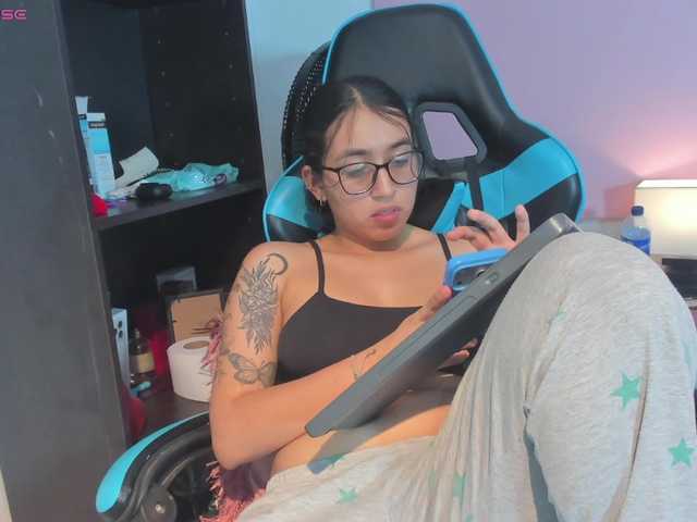MariaFoxx live cam on BongaCams