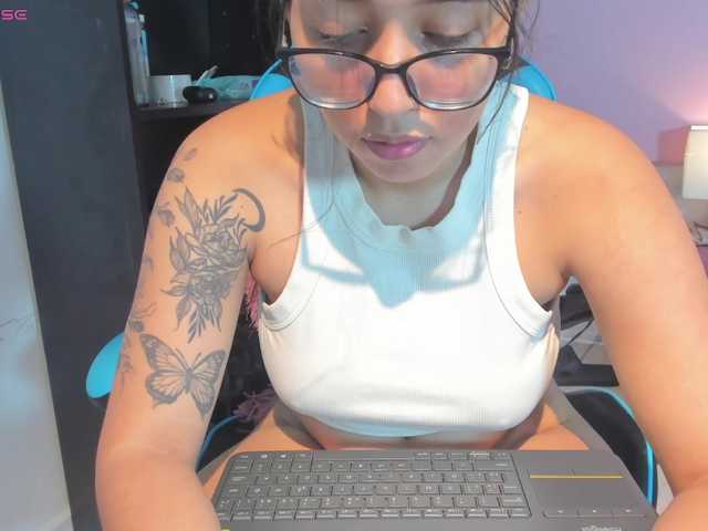MariaFoxx live cam on BongaCams