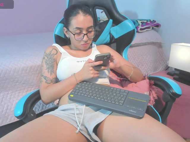 MariaFoxx live cam on BongaCams