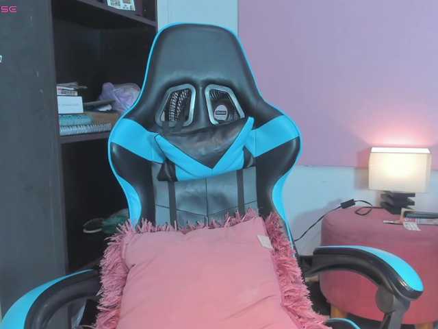 MariaFoxx live cam on BongaCams