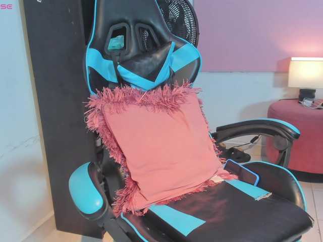 MariaFoxx live cam on BongaCams