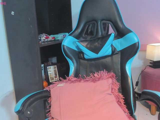 MariaFoxx live cam on BongaCams