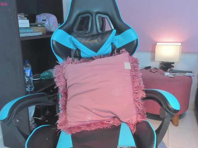 MariaFoxx live cam on BongaCams