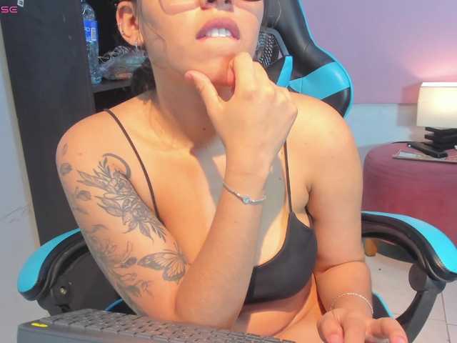 MariaFoxx live cam on BongaCams