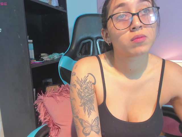 MariaFoxx live cam on BongaCams