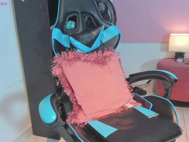 MariaFoxx live cam on BongaCams